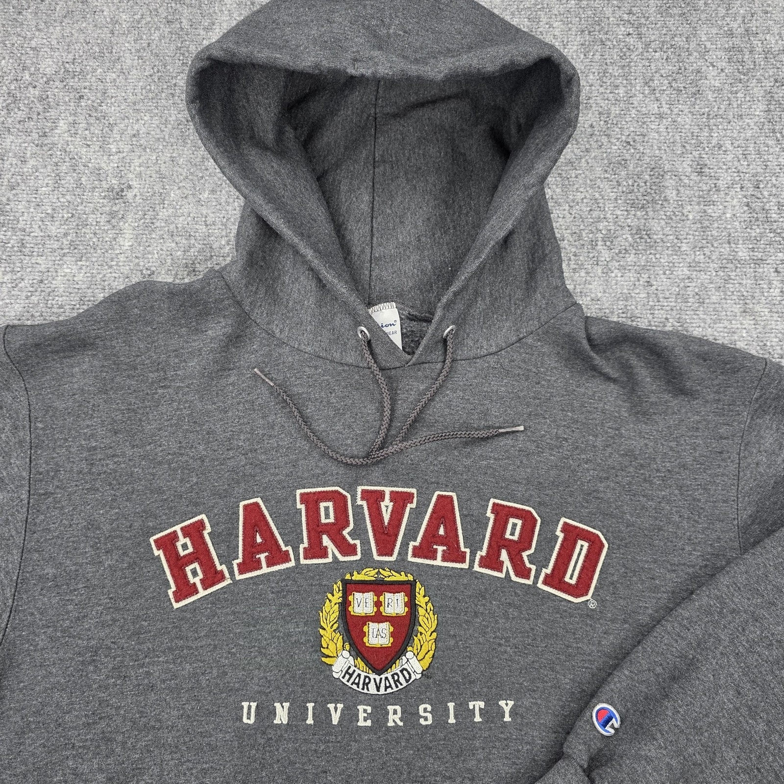 Harvard Crimson Sweatshirt Mens Large Gray Ncaa Basketball Champion Hoodie